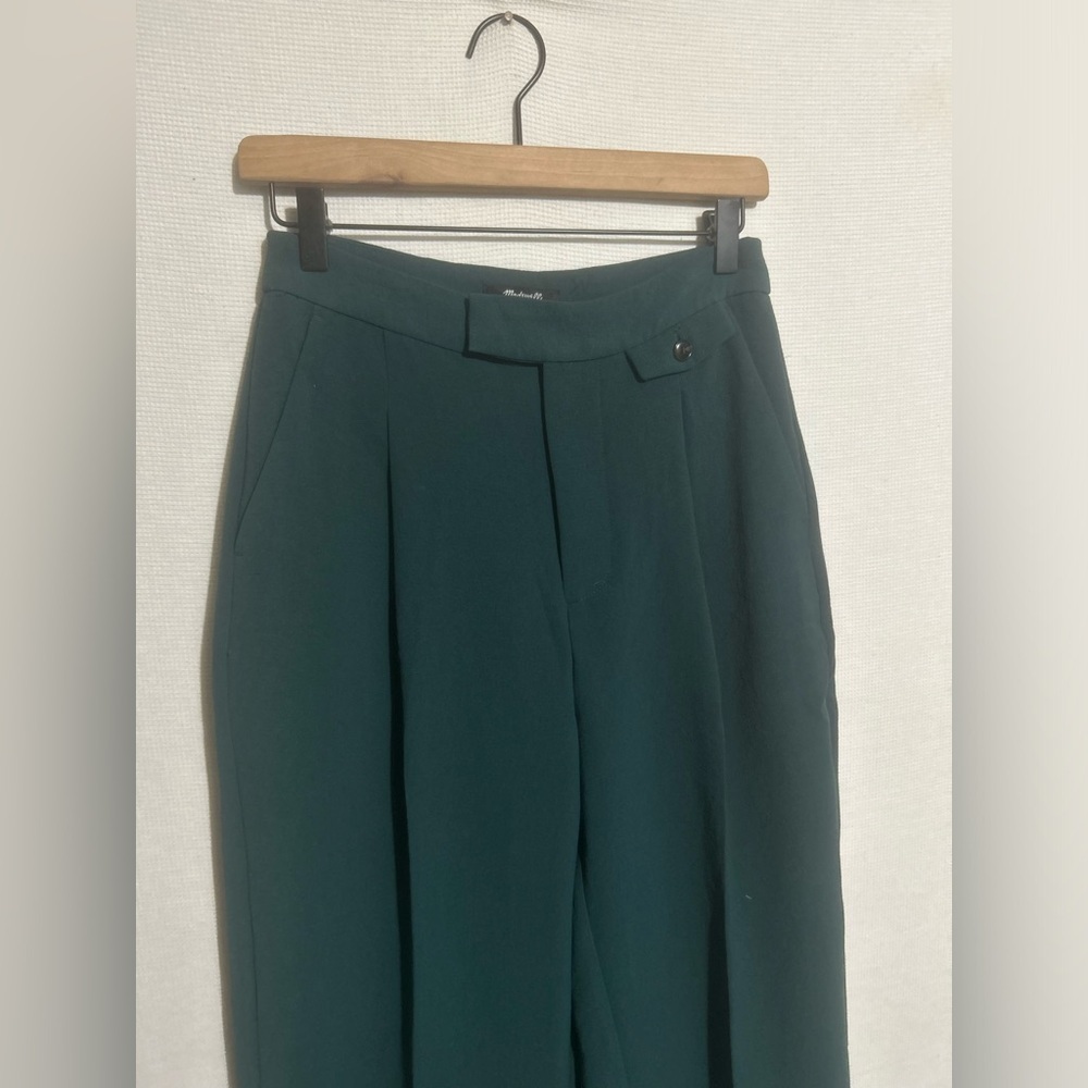 MADEWELL HIGH RISE ROSEDALE STRAIGHT TROUSER PANTS IN CREPE SPRUCE GREEN - Picture 6 of 11